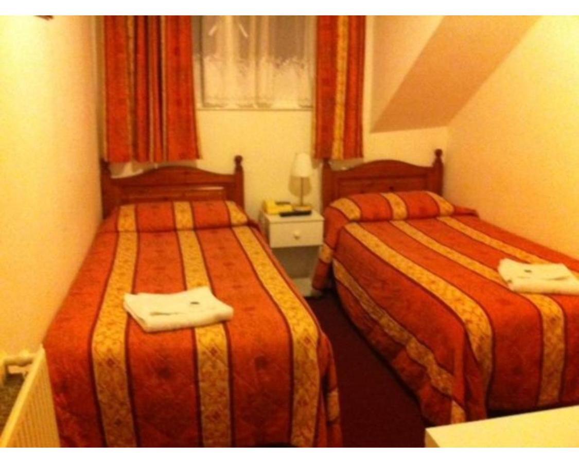 Orlando Hotel Londra Oda fotoğraf